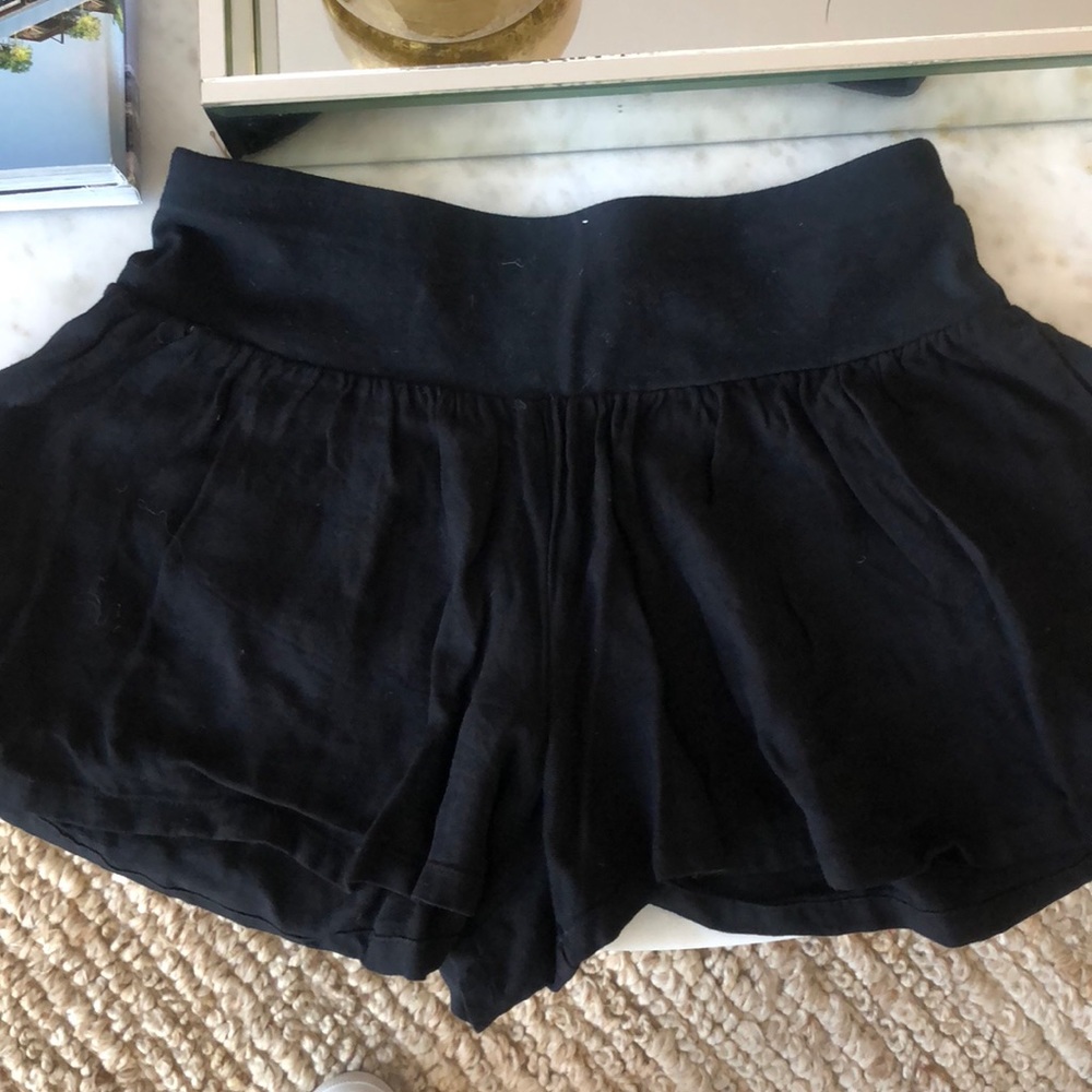 Express black, flowy shorts. Size xs